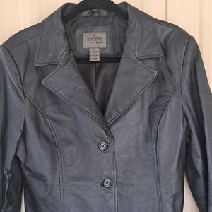 John Paul Richard Women's Black Leather Jacket.  Size Large